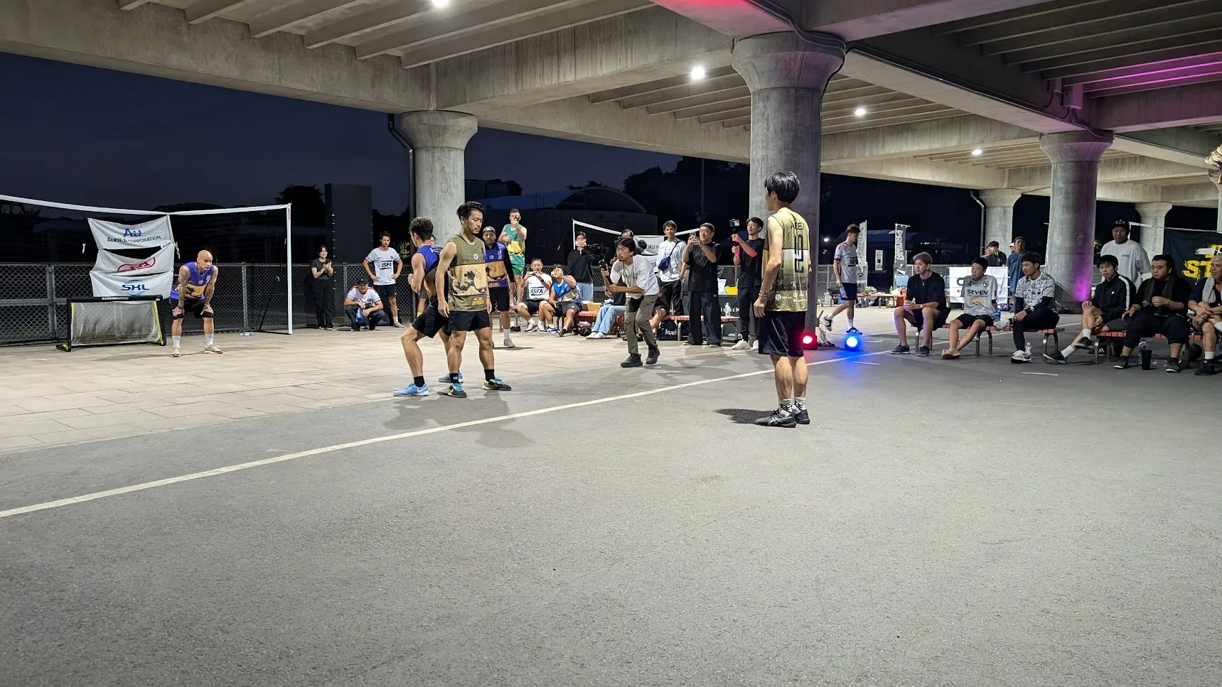 埼玉スタジアム2002のスタンド下で行われたSTREETBASE 3V3 TOURNAMENT。